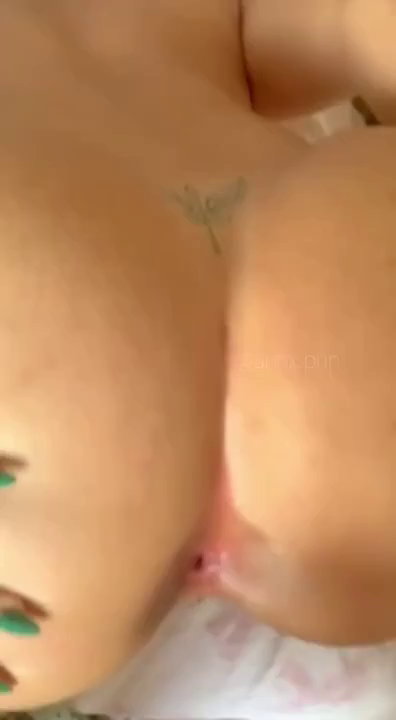 Vídeo pornô Privacy vazado da rabuda Anni Parreiras nua fazendo sexo anal de quatro