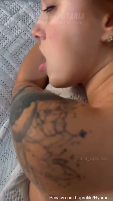 Hyoran e Sara Apollo fazendo sexo gostoso com a ruiva toda empinadinha pedindo com força na xota